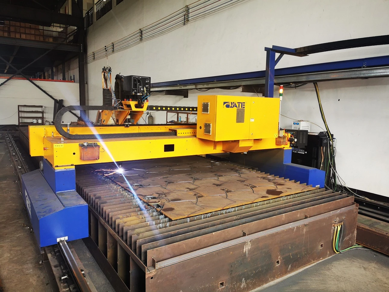 steerable moving skate